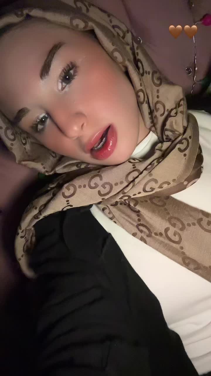 @زينب
