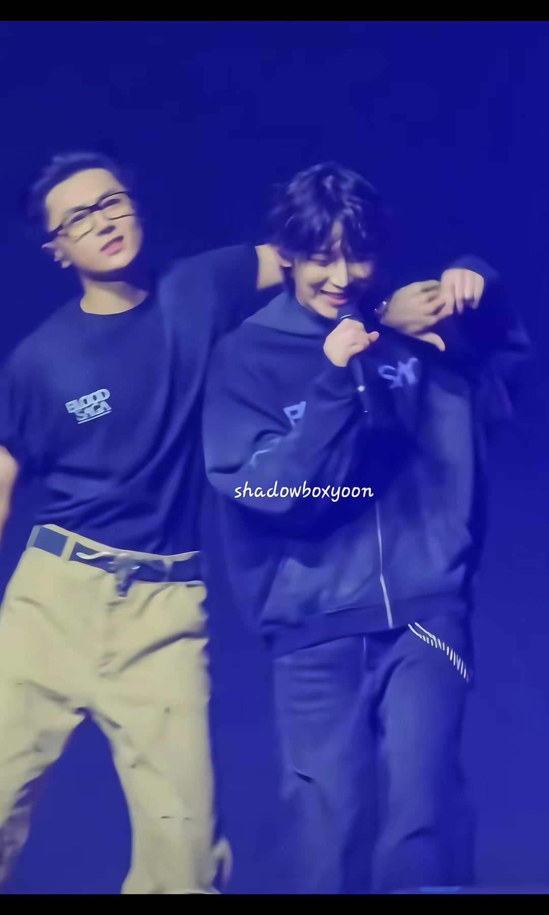 @Ꮪ𝗨𝝢𝗢𝗢🦊