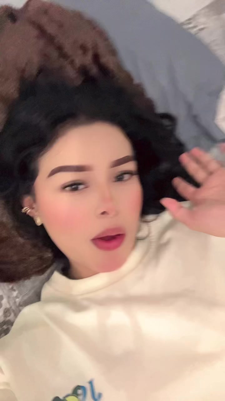 @𝑱 𝒂 𝒎 𝒊 𝒍 𝒆 𝒕 𝒉