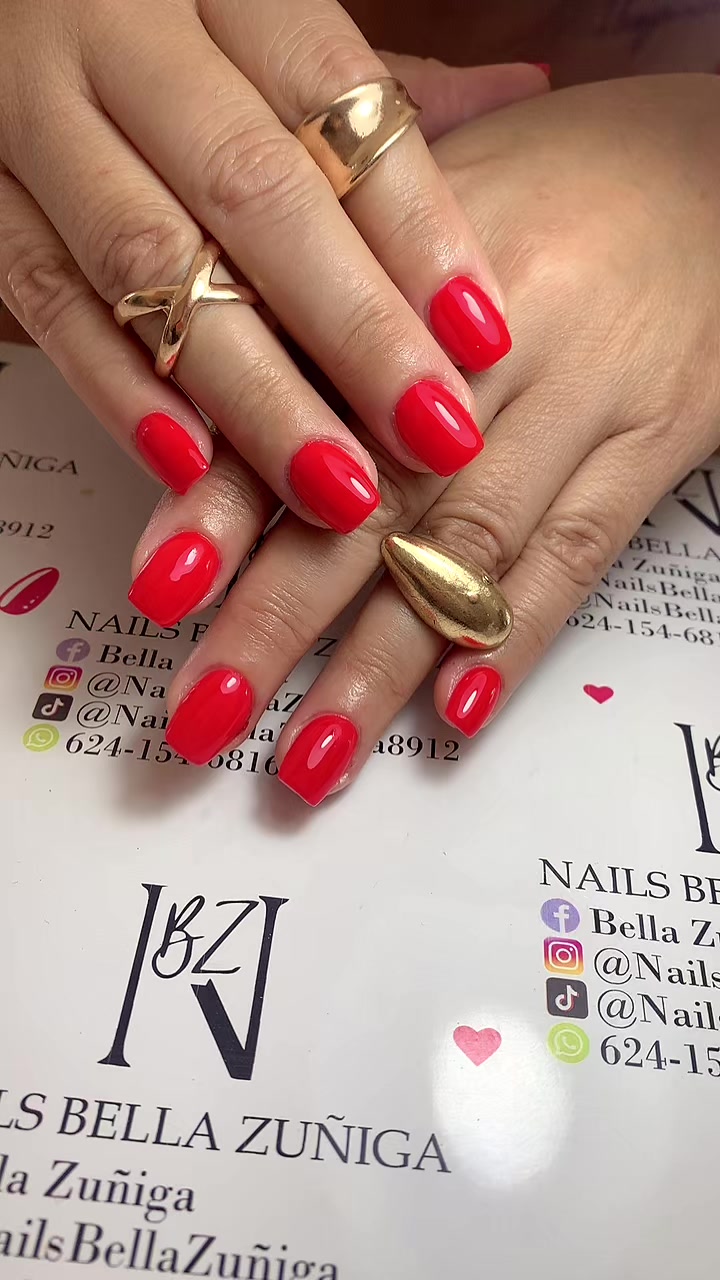@Bella