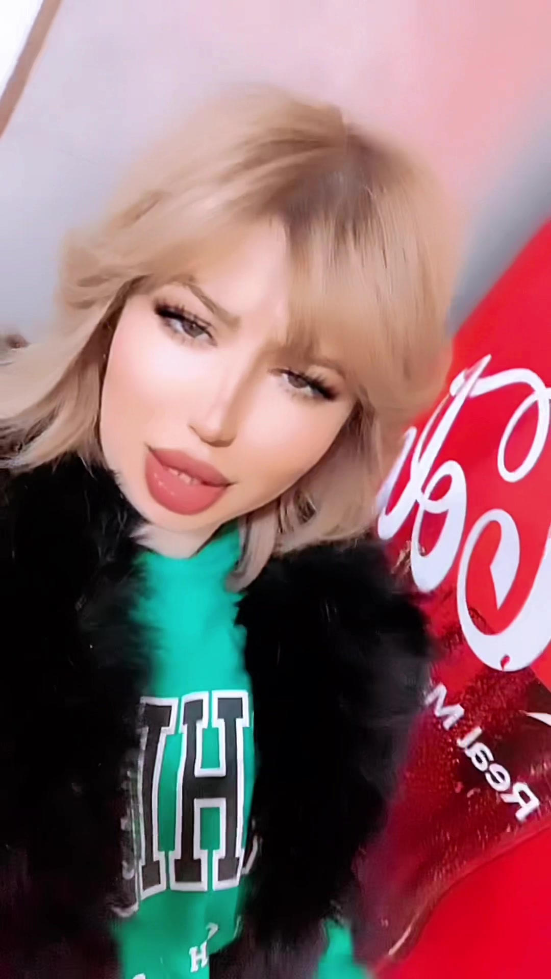 @Mounia 48