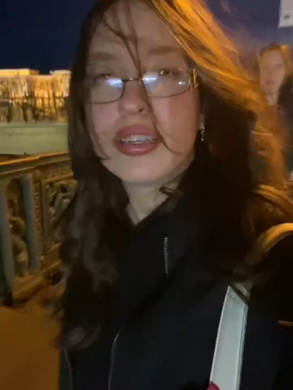@кица