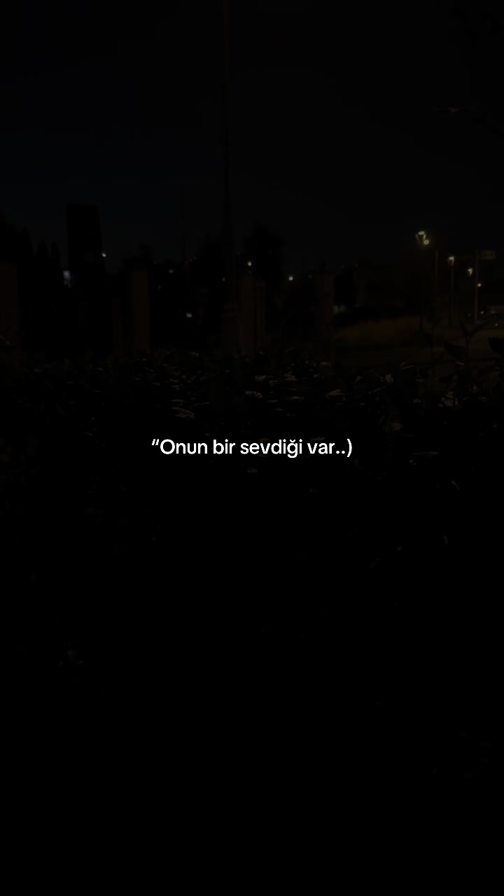 @𝓨.