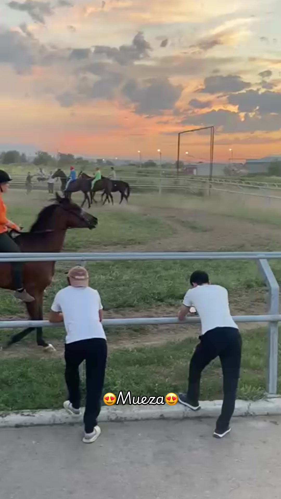 @🐎Ева🐎