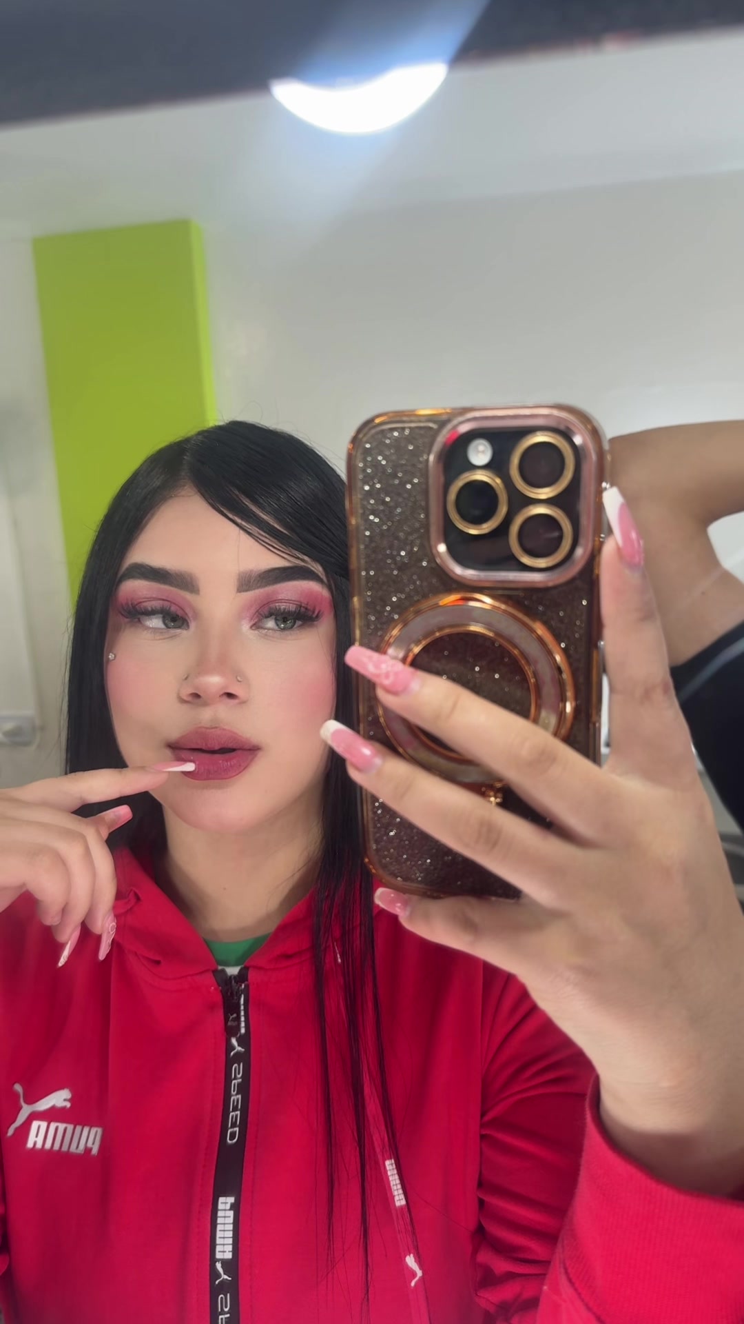 @Luu.