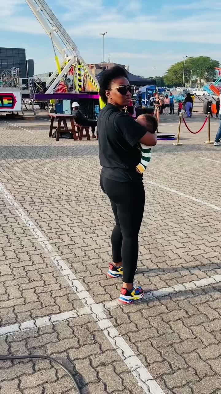@Lungi Saint Ntuli