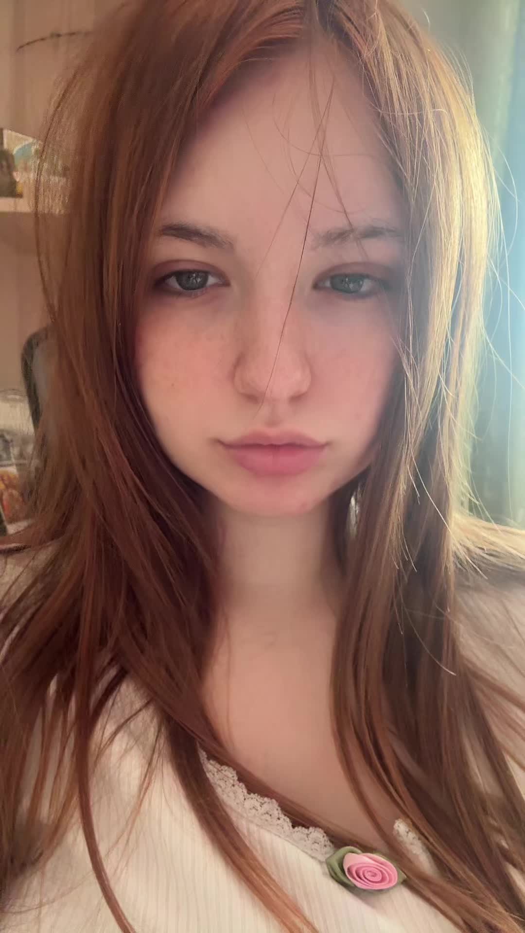 @Ищу девушку пиши я