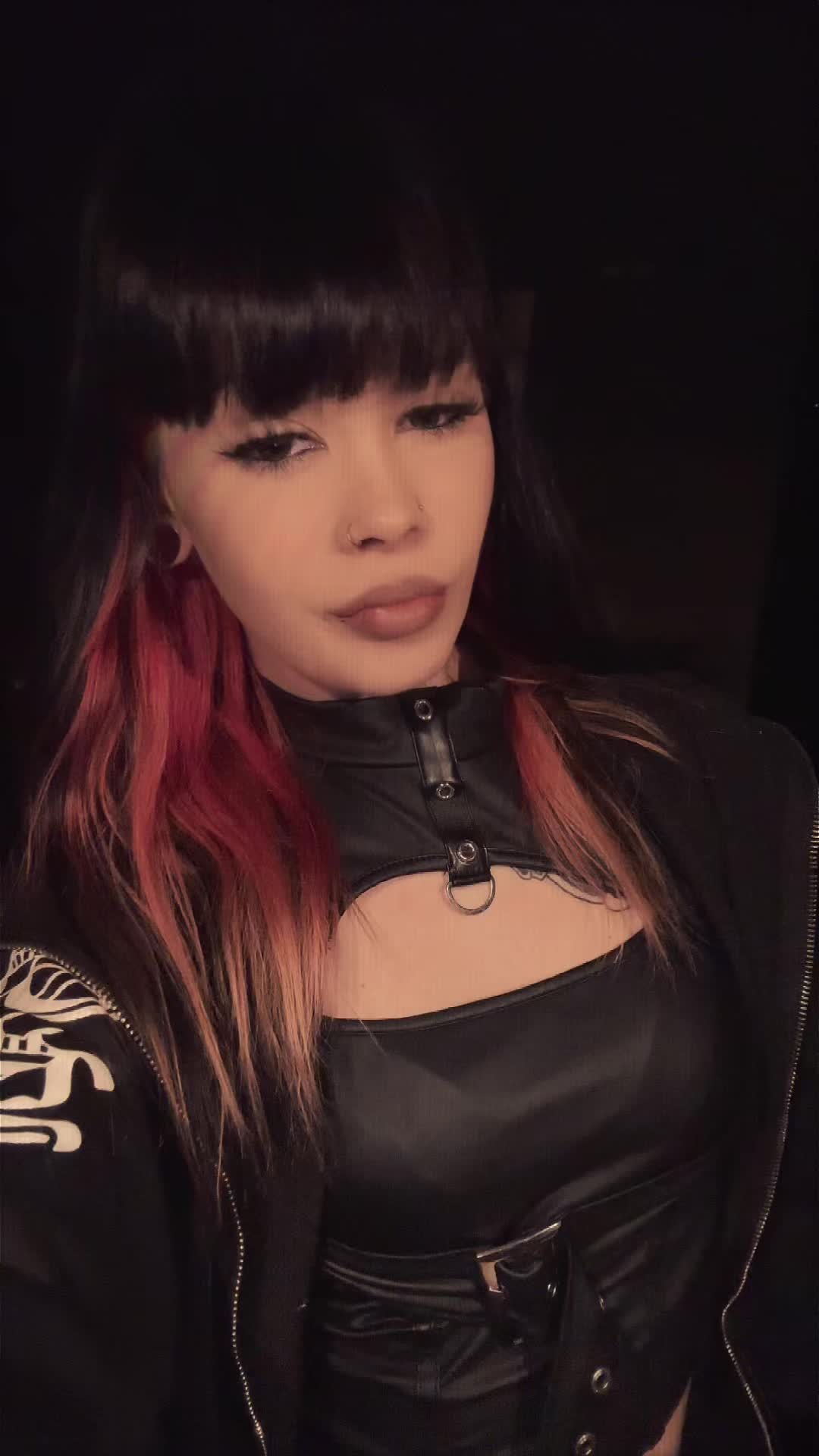 @𝔟𝔯𝔬𝔨𝔢𝔫 𝔞𝔫𝔤𝔢𝔩🖤✨