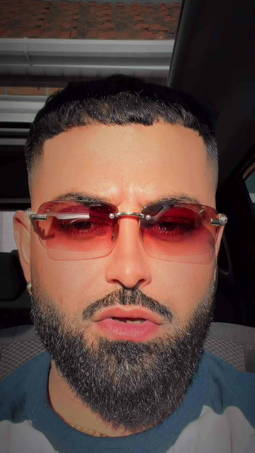 @𝐇 𝐨 𝐧 𝐞 𝐲