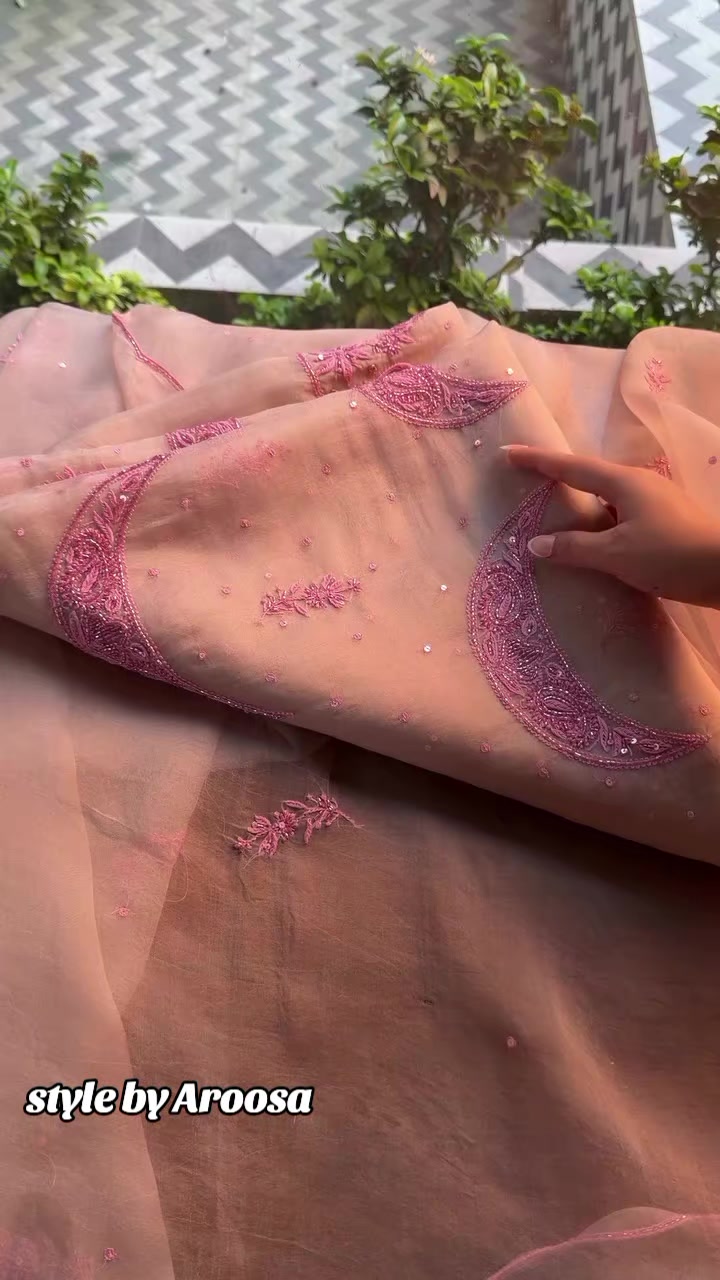 @Style by Aroosa