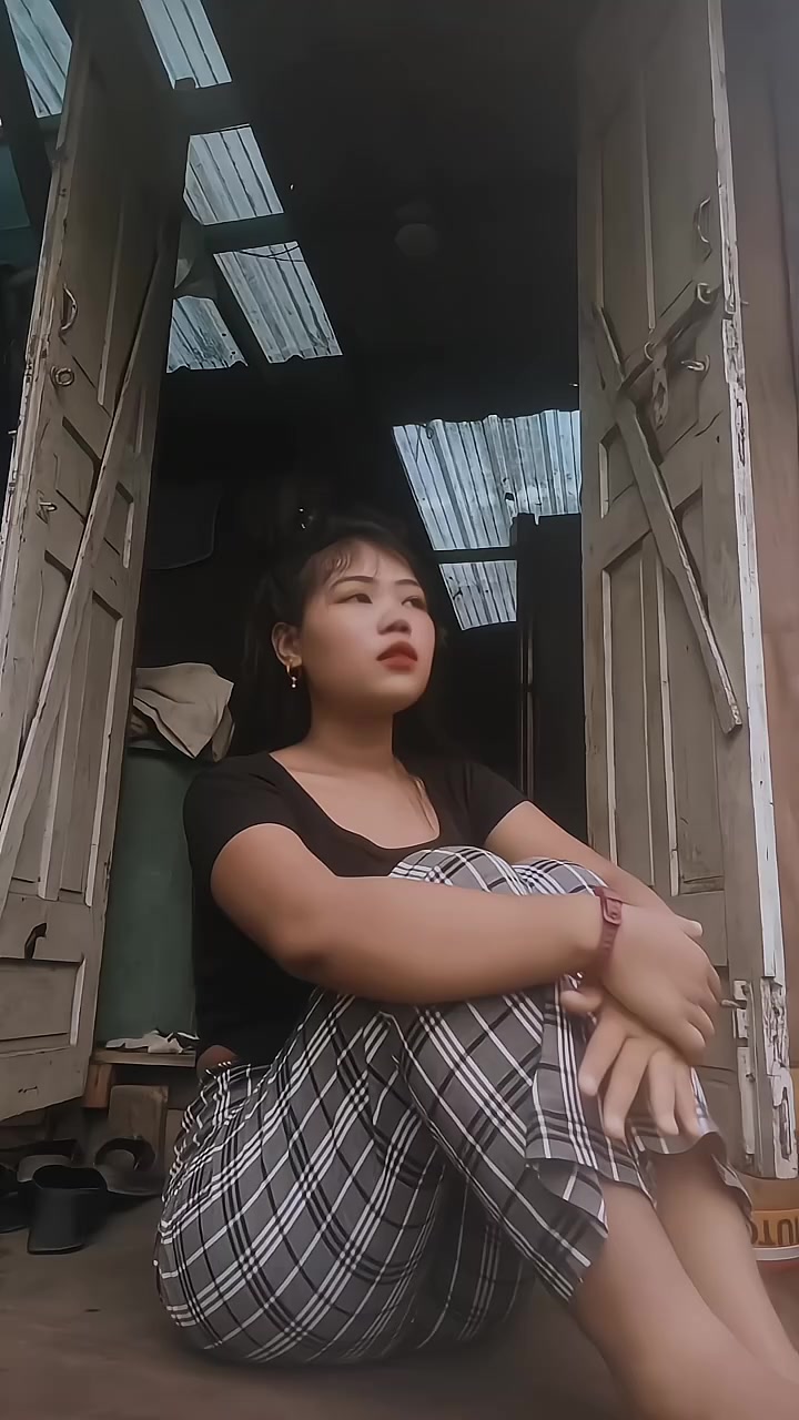 @Hnin Mooh Mooh Khing🖤