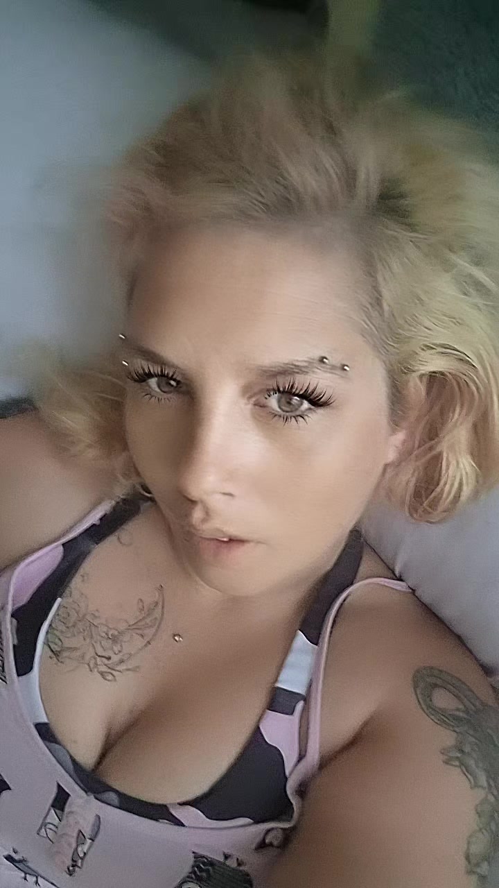 @RuthLessQueen