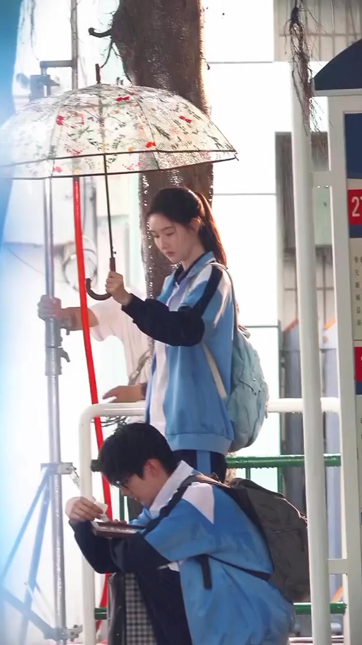 @Uvin_丽雅