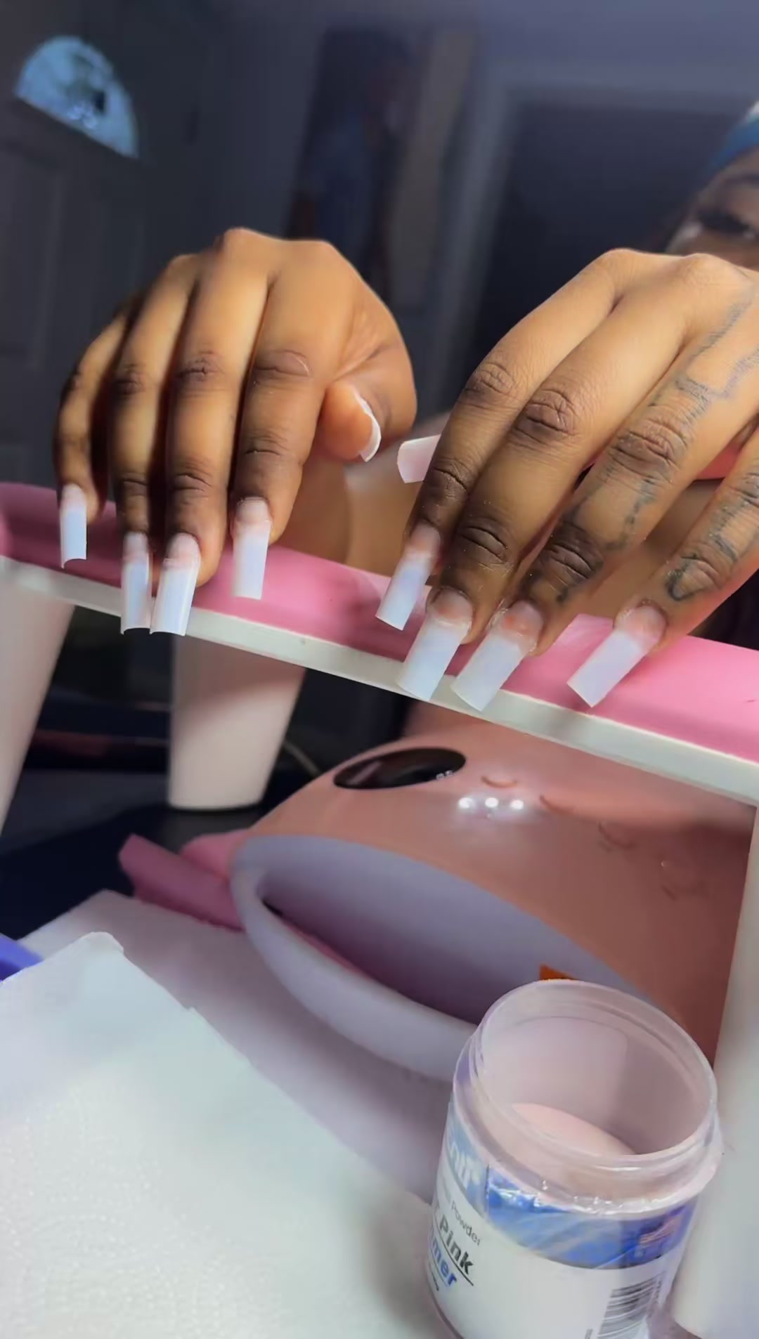 @LONG ISLAND Nails TECH ๐