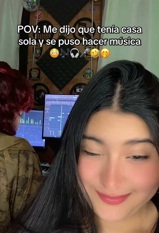 @🇨🇴 Karol Alfaro 🌗🖤🌙☠️
