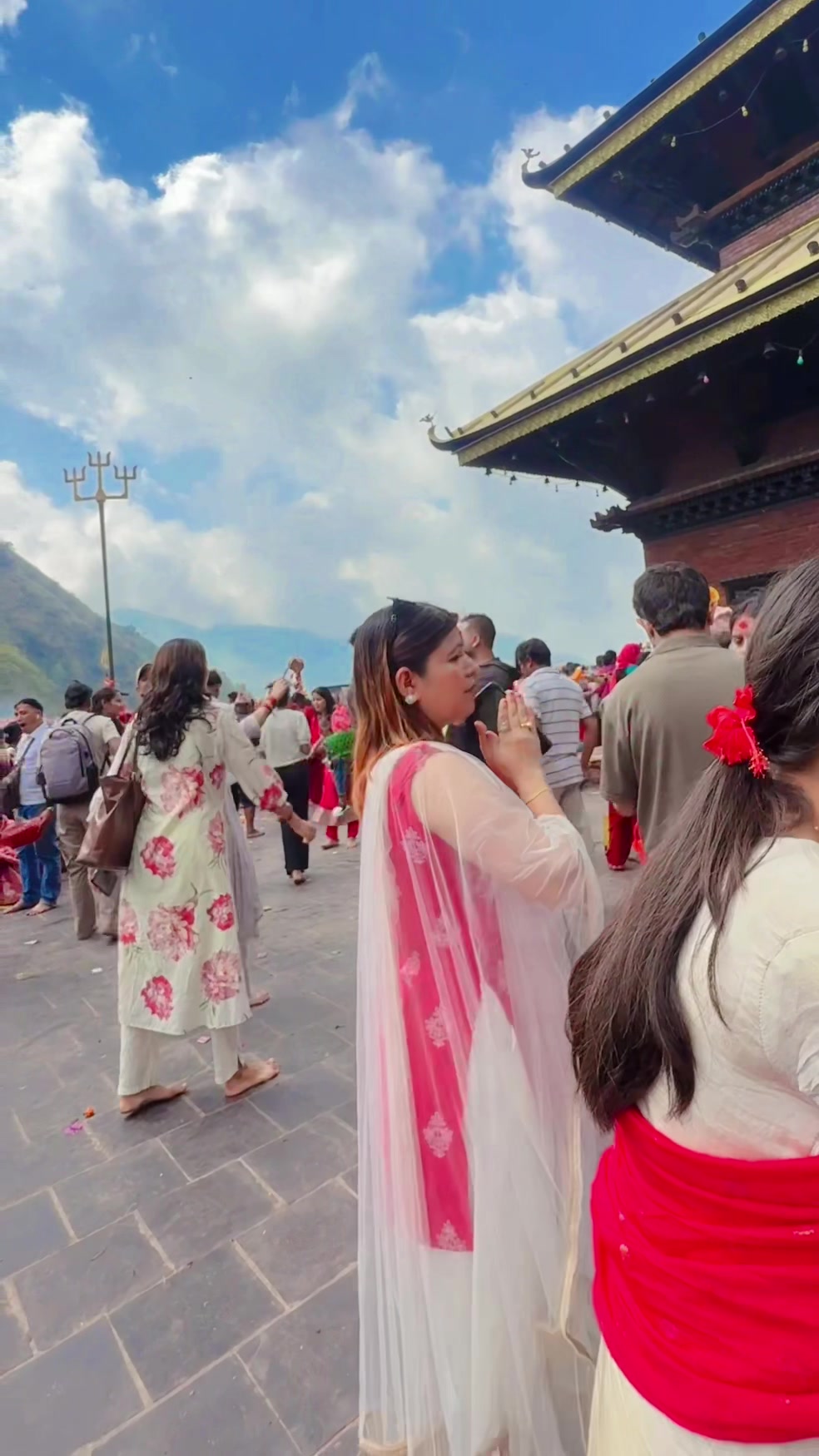 @सरु न्यौपाने भुसाल🦋❤️🦋