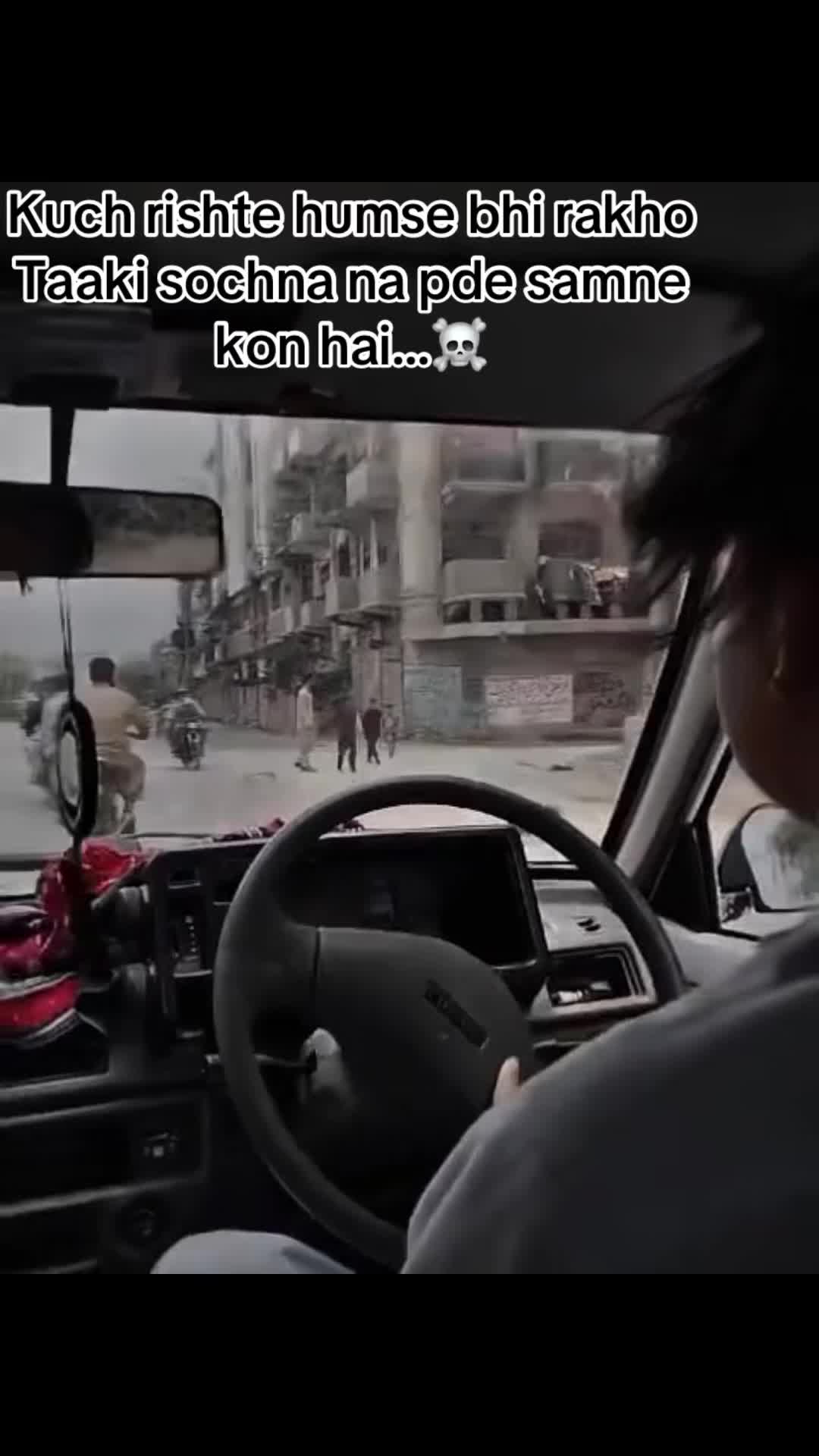 @🦅