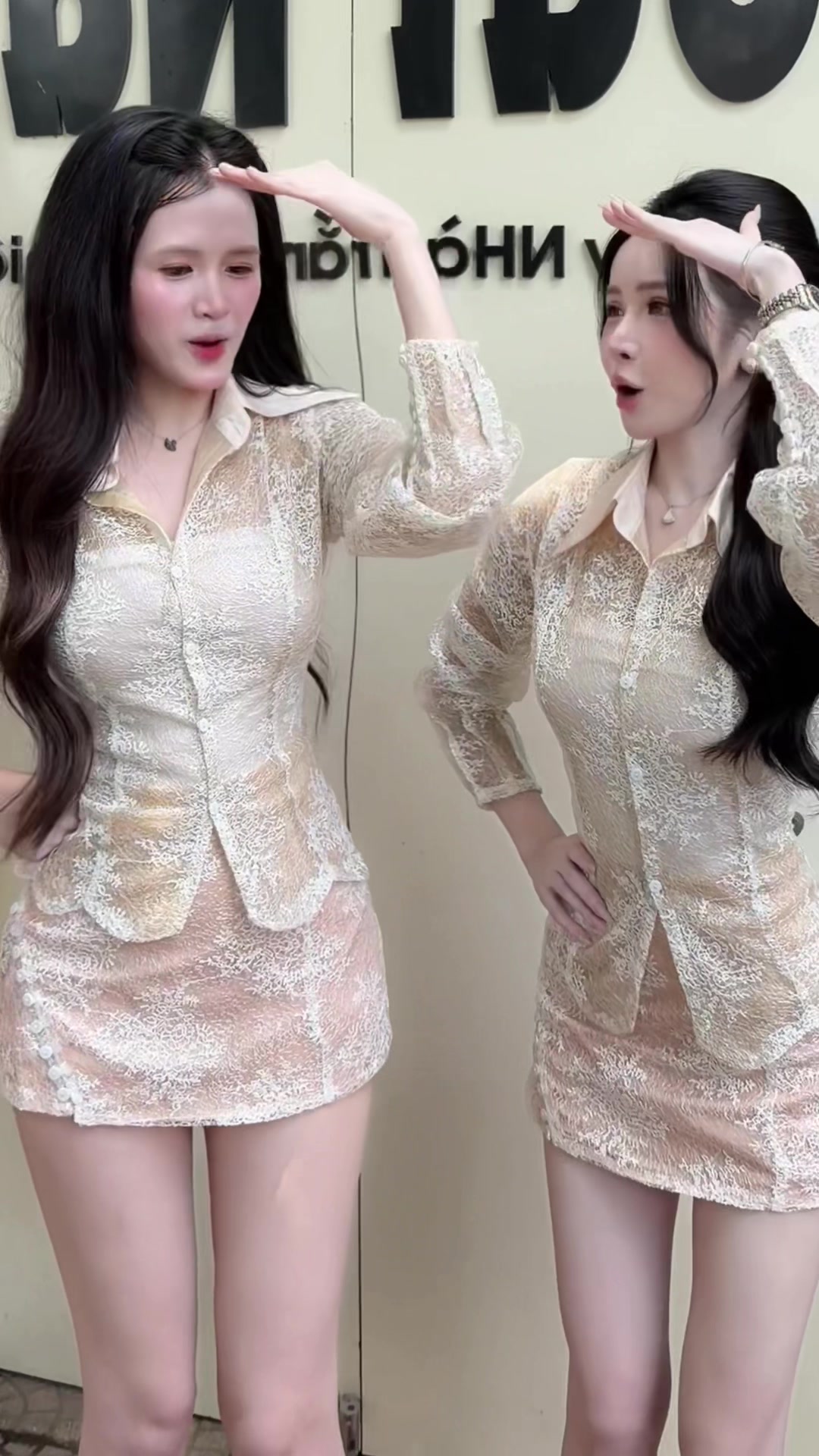 @Ladies Fashion