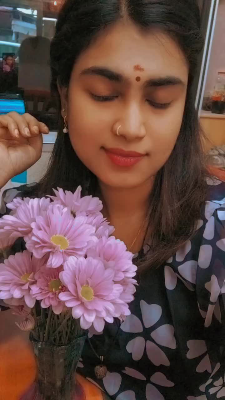 @இவாசினி கிருஷ்ணன்🖤♥️