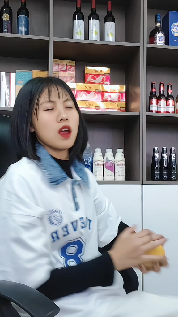 @Nhkum Htoi San Nu Awng🍏🍇