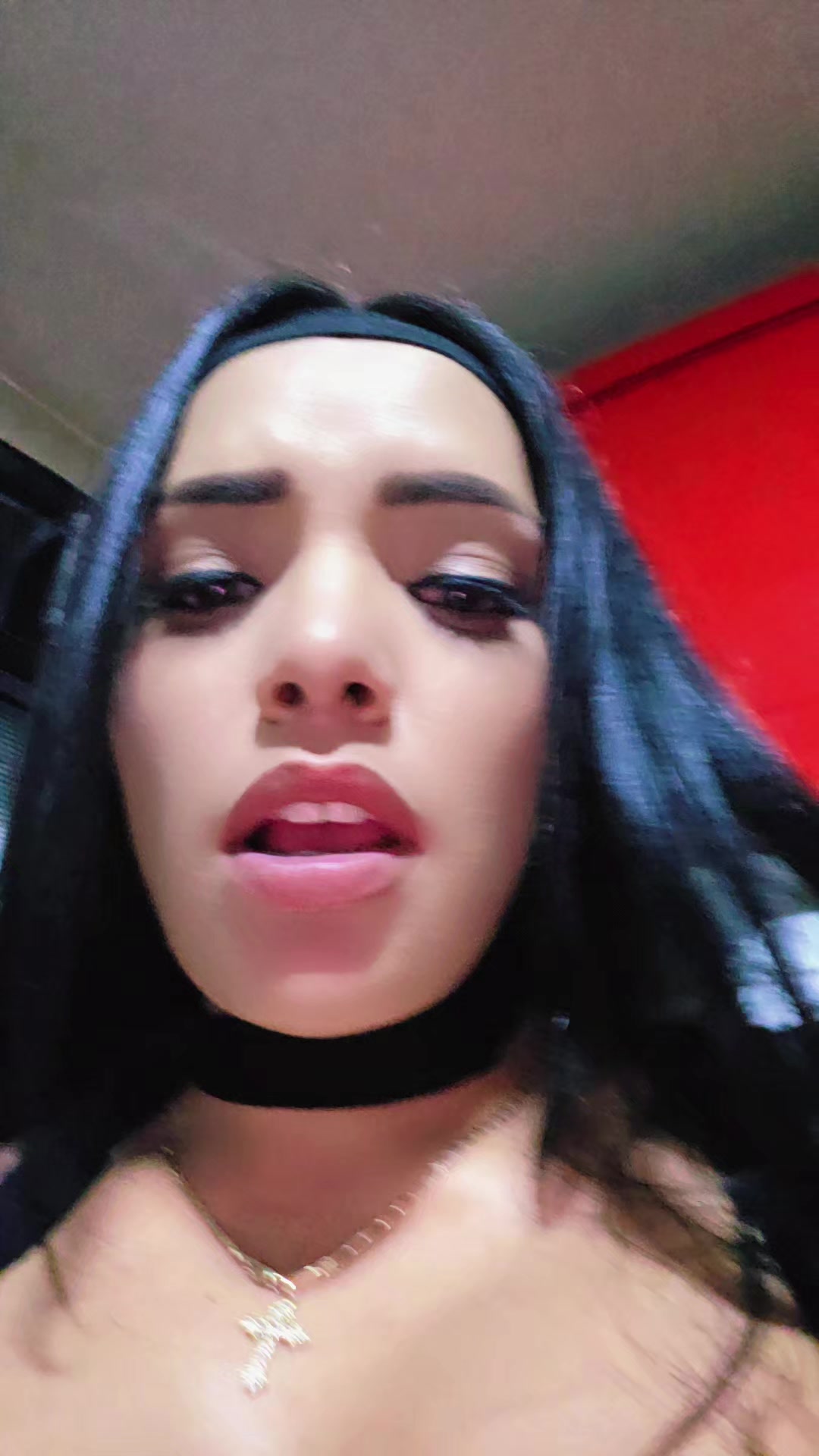 @Anniesexteenoficial