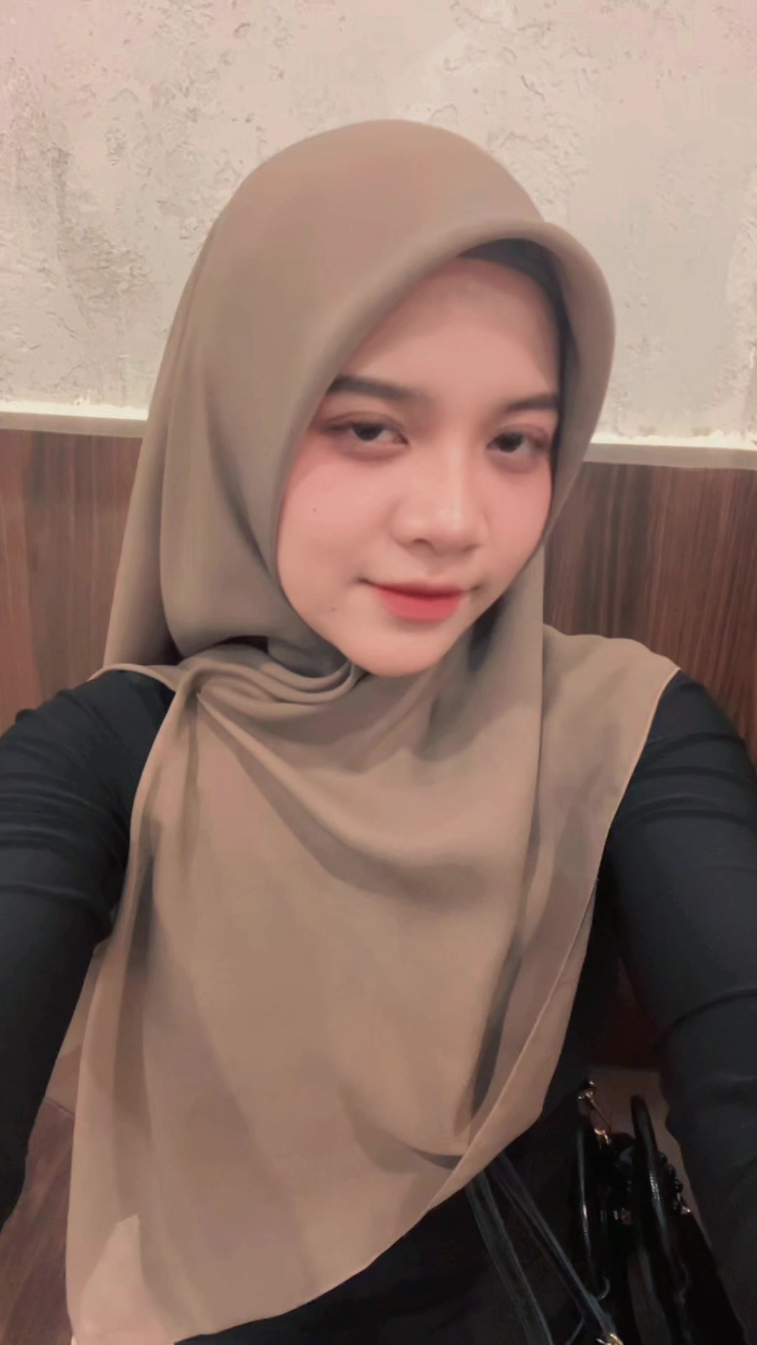 @bbyyeol_