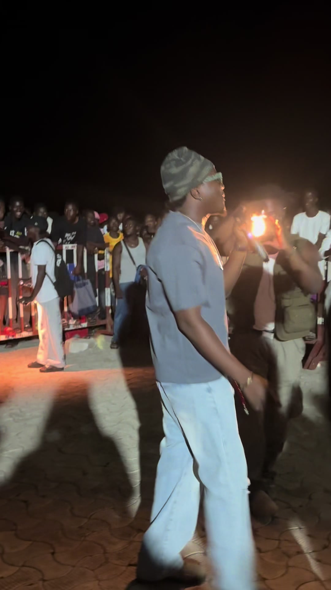 @Omo Lumo