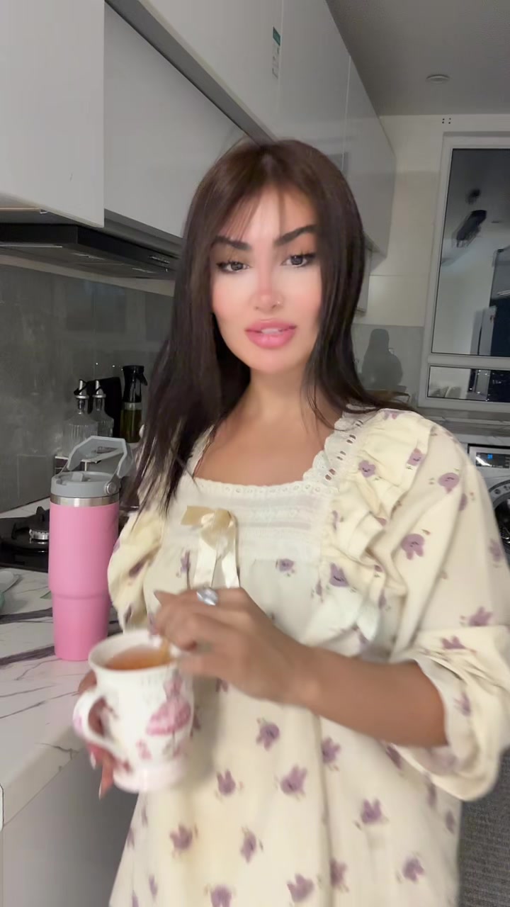 @Mellinyx