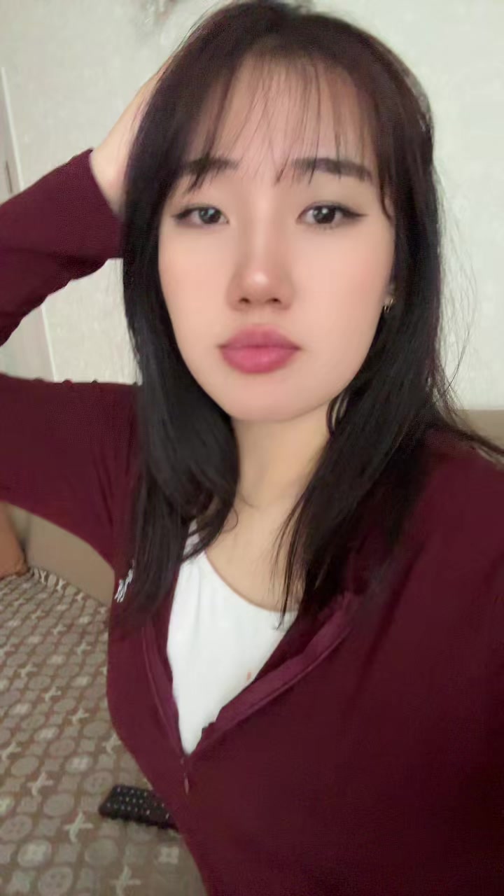 @emvjnne_