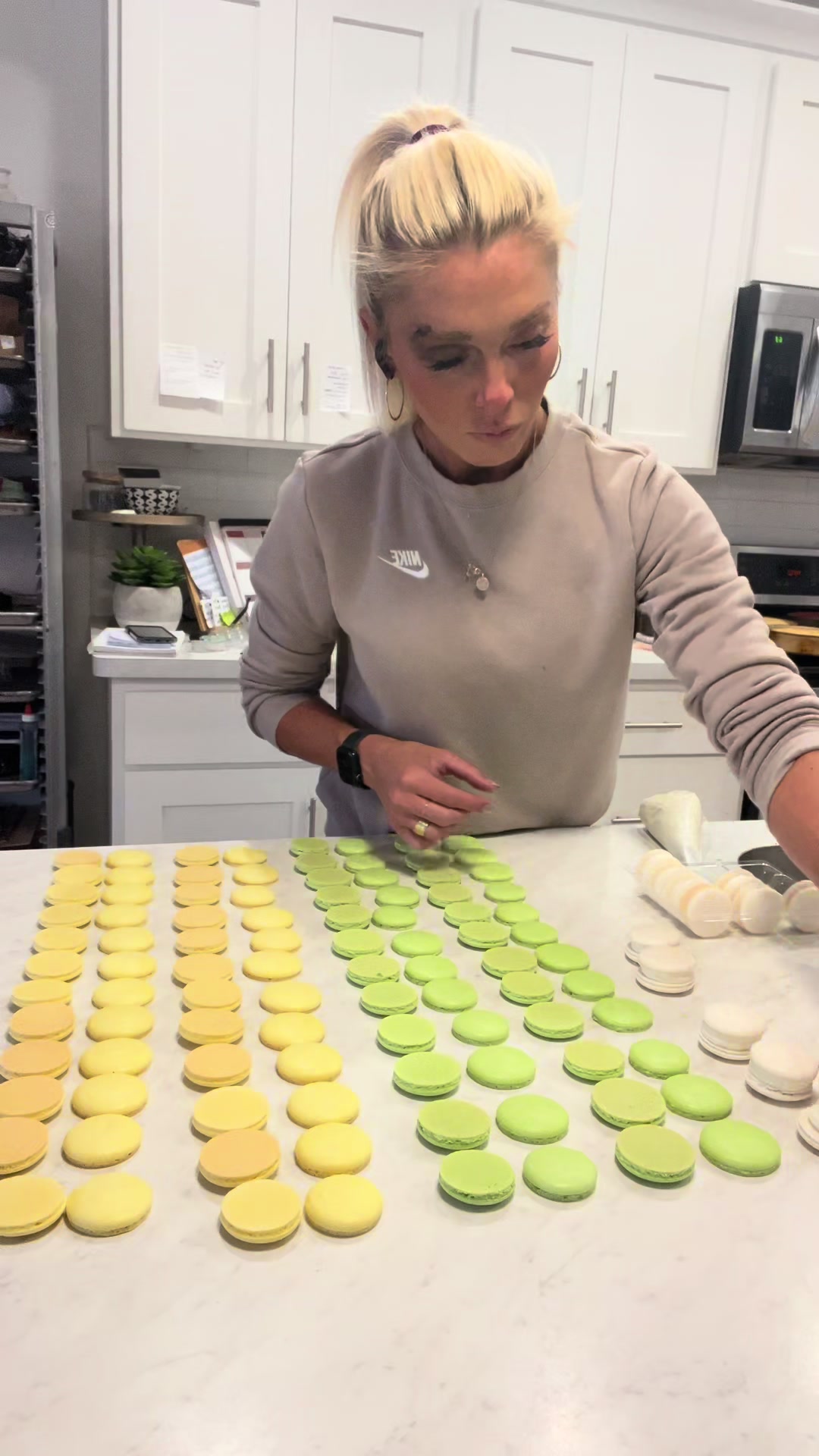 @The Blonde who Bakes