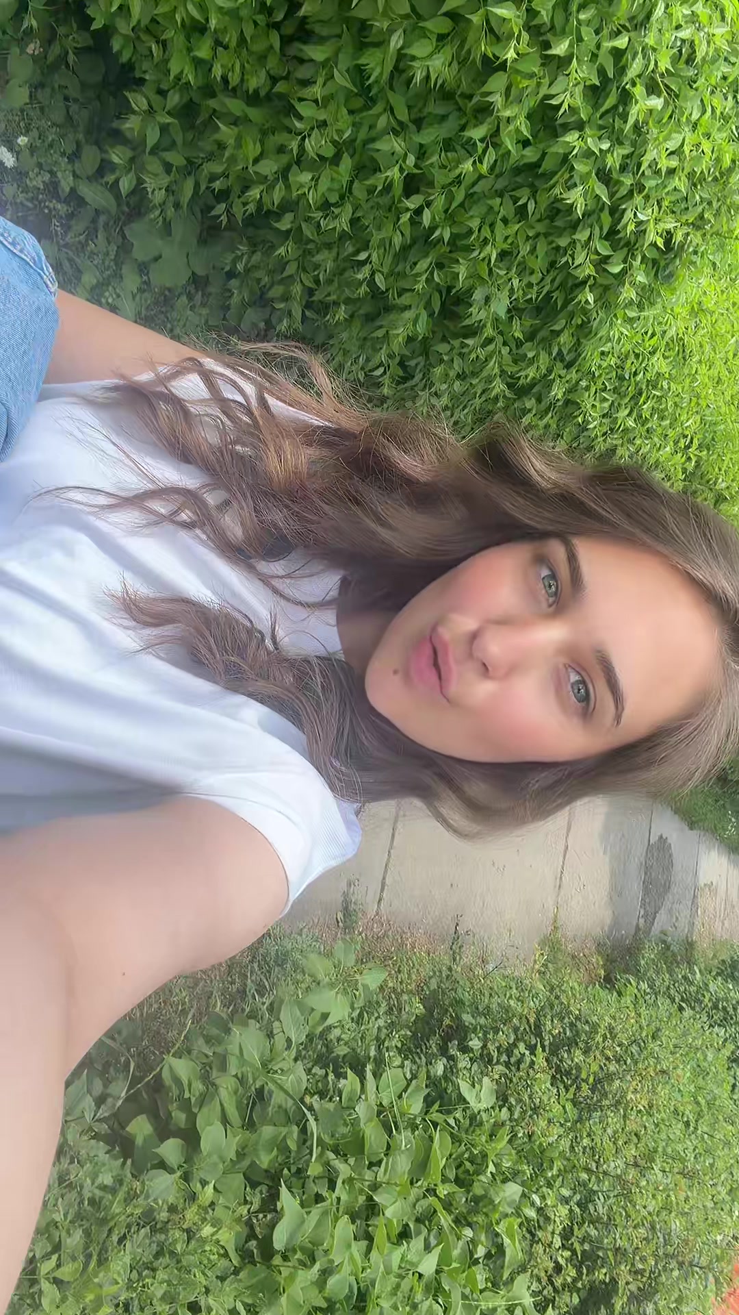 @Ana