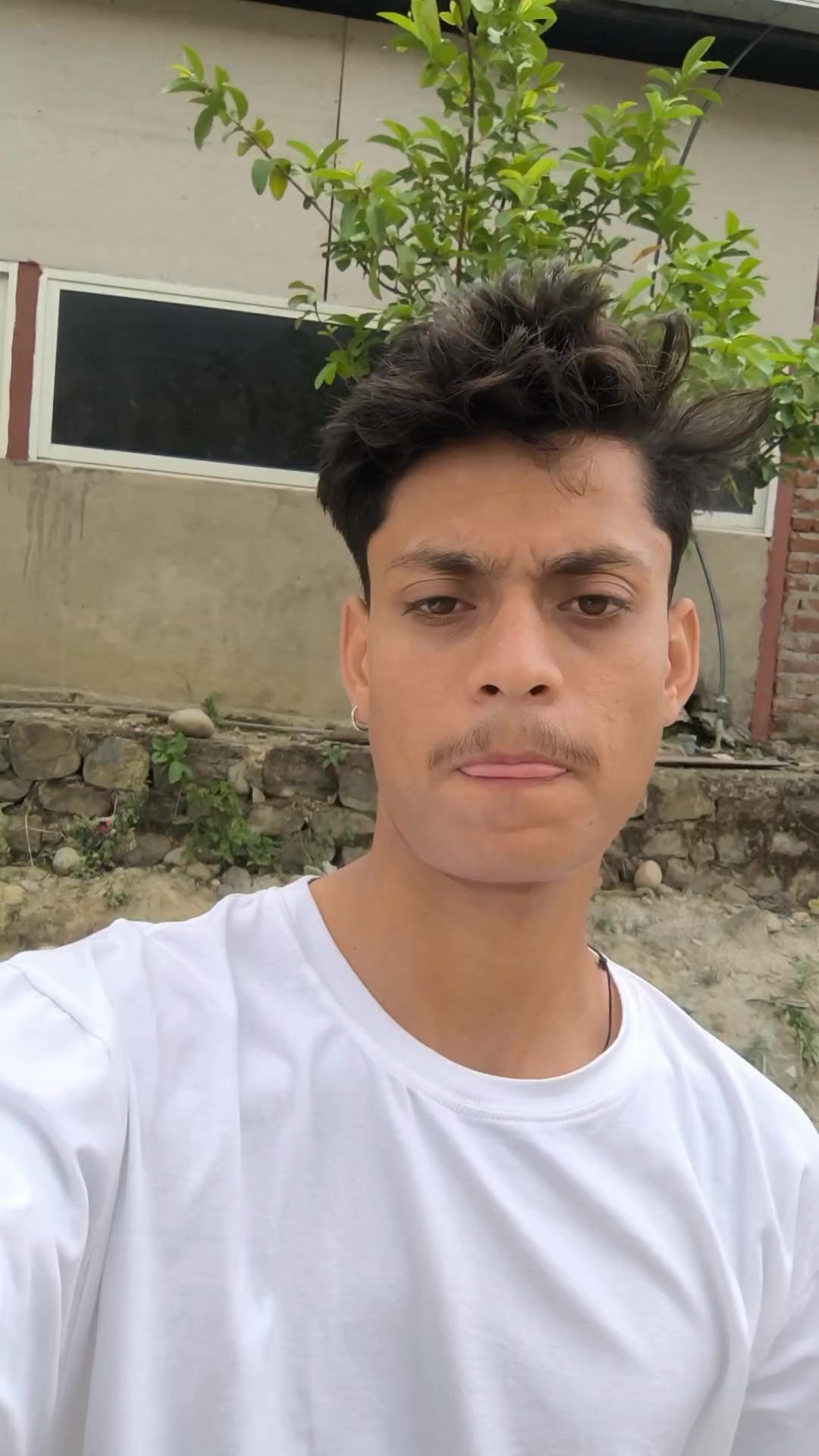 @ज्ञानेन्द्र थारु