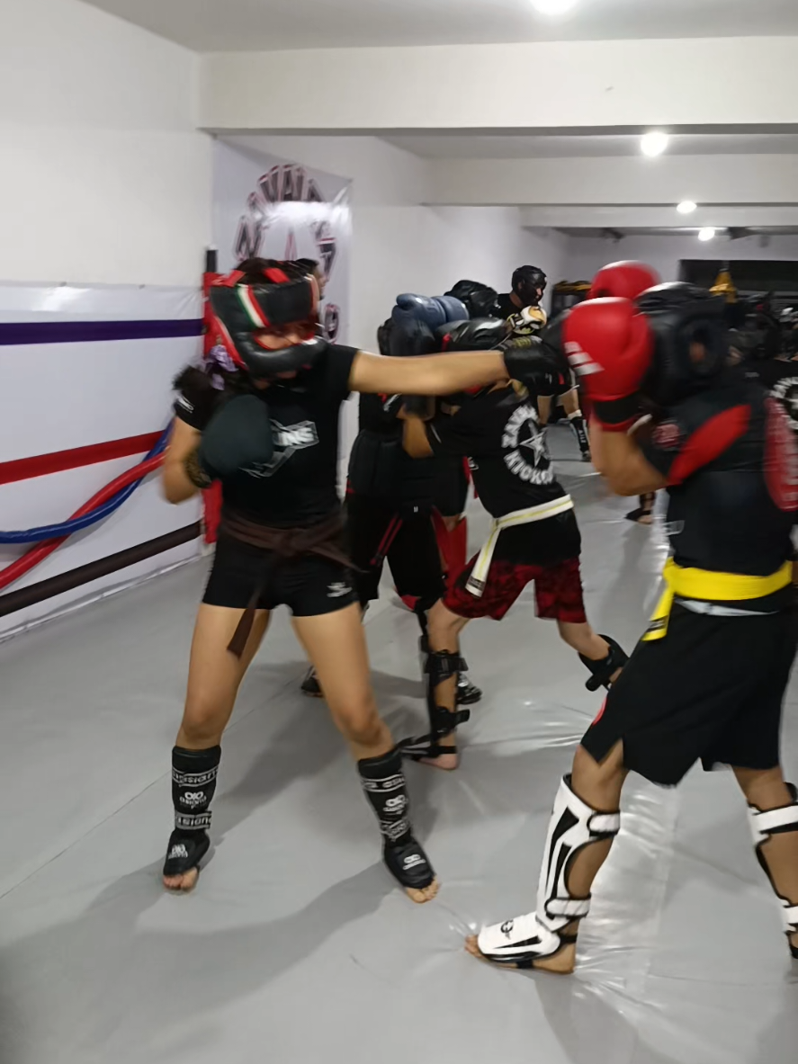 @ZavaletaKickboxing_mma