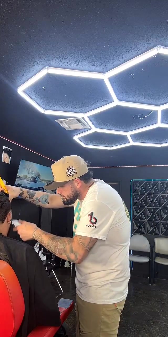 @PicayuneBarberCoreyGroomRoom