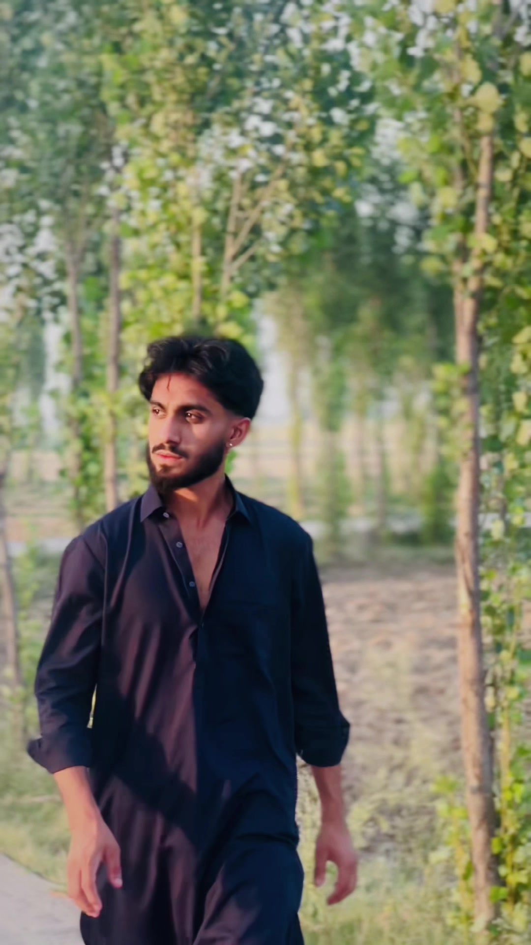 @Sʜᴇʀᴀᴢii 🇵🇰