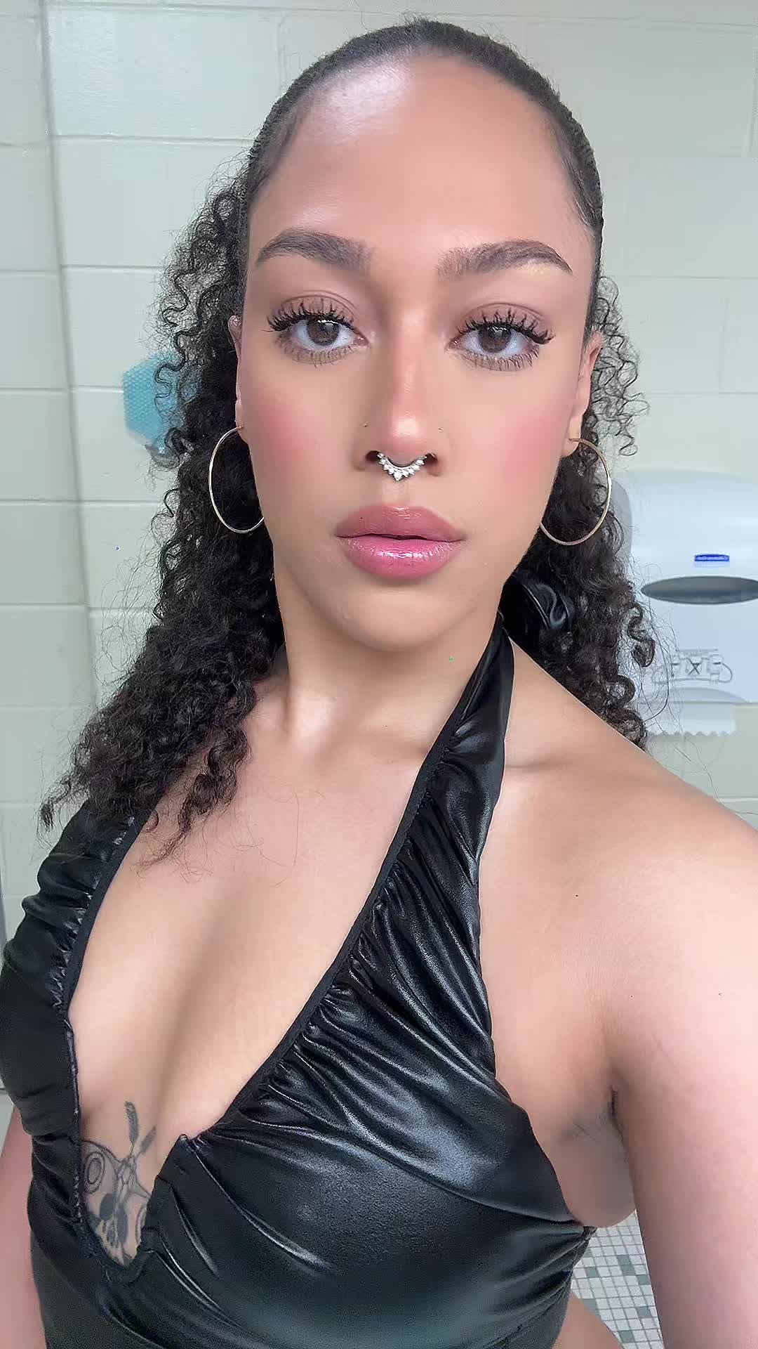 @🐎