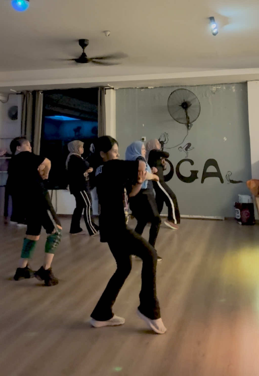 @DanceFlares 🩰