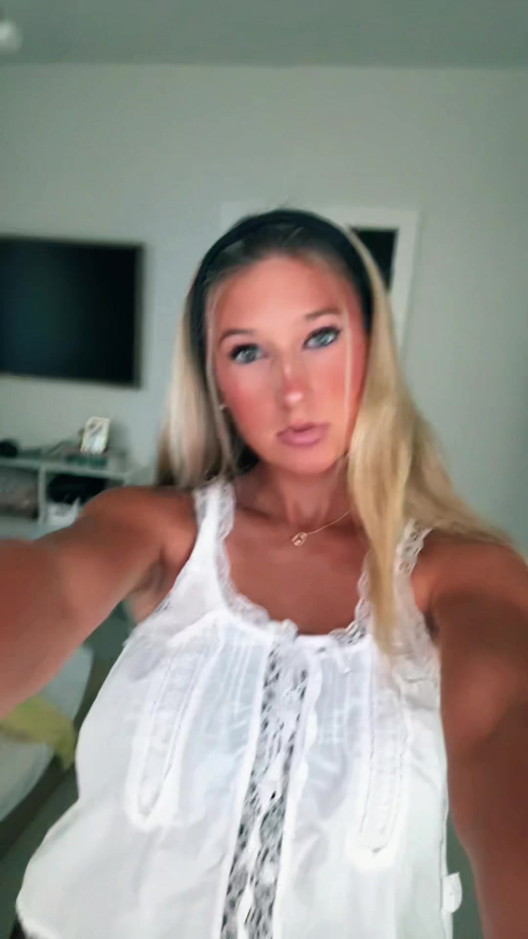 @notryaneroy