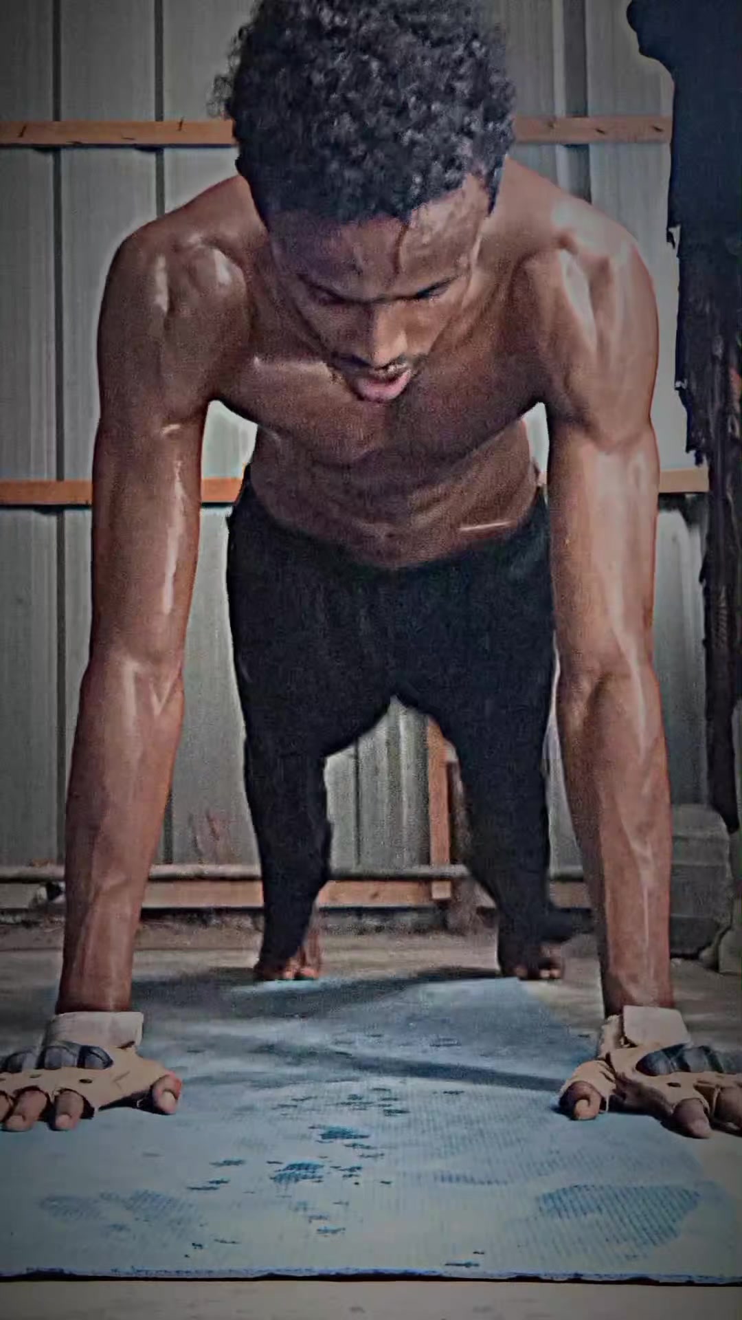 @𝕐𝔸ℍ𝕐𝔼📊