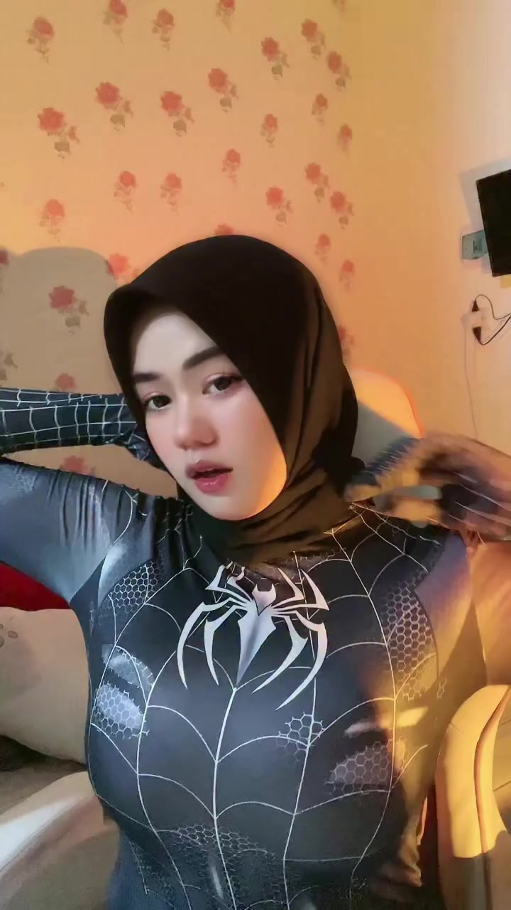 @user50011634293