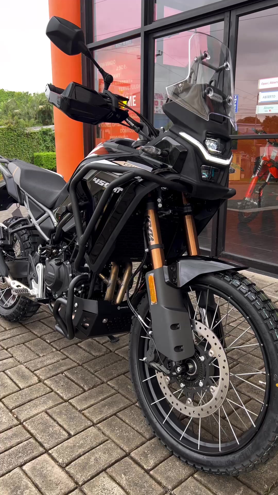 @Oscar Z&uacute;niga | CFMOTO