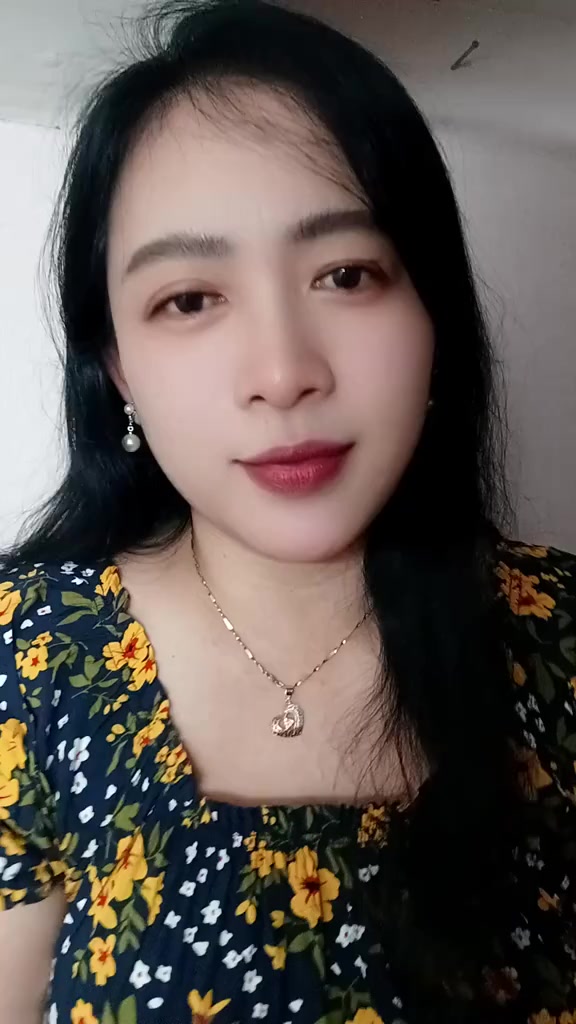 @Ling Ling🇲🇨🇭🇰