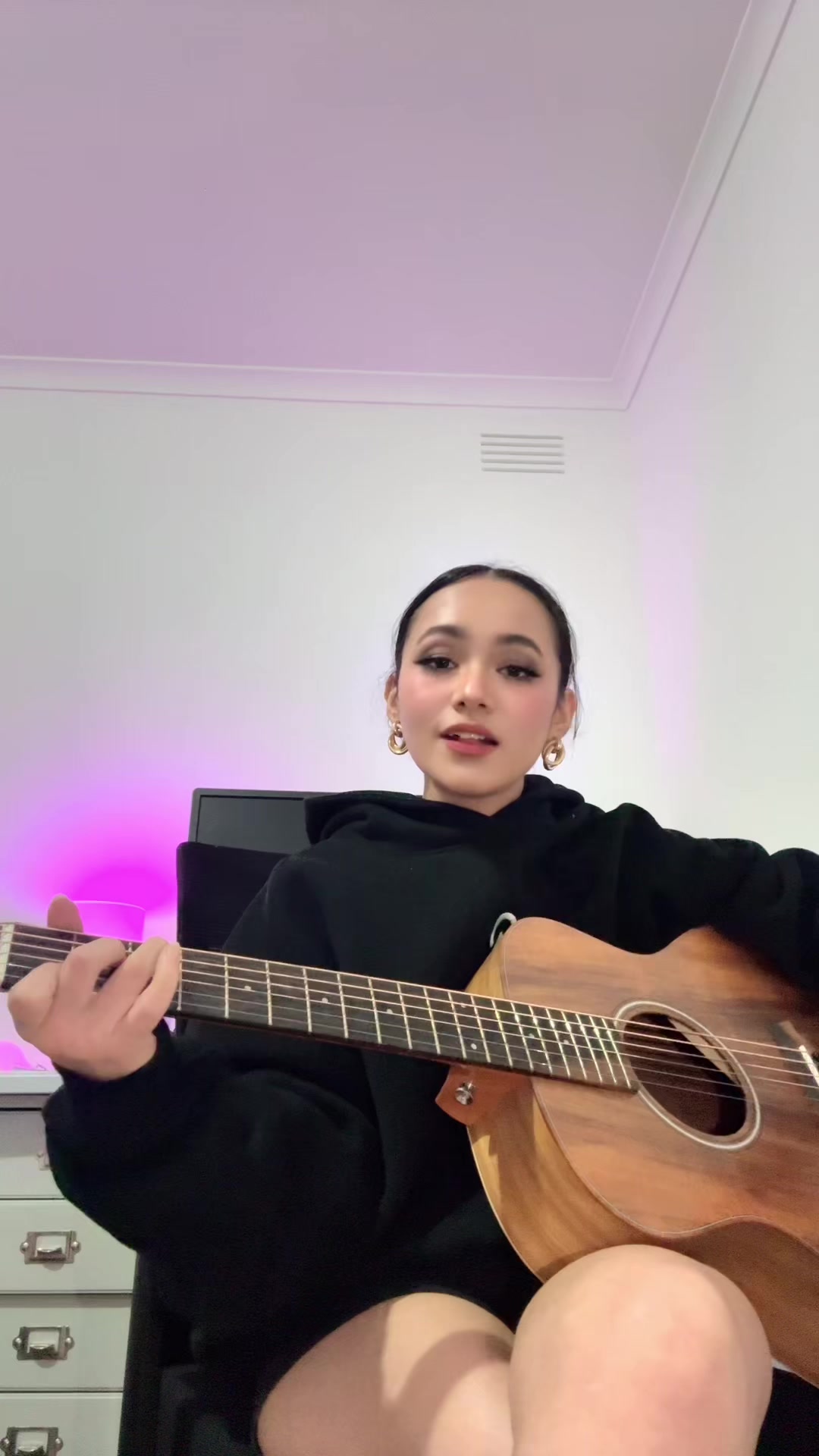 @simran.11x