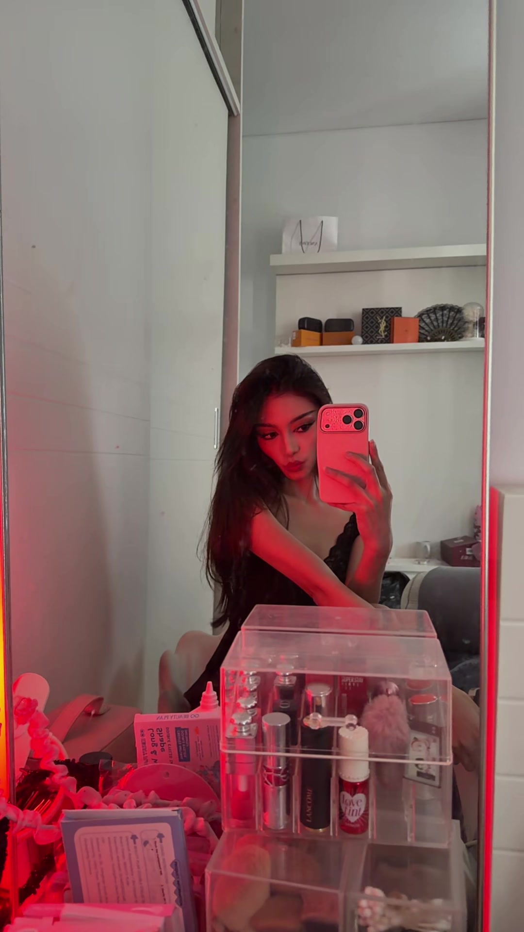 @𝐆𝐫𝐚𝐭𝐢𝐚𝐯𝐢𝐜𝐭𝐨𝐫𝐢𝐧𝐞