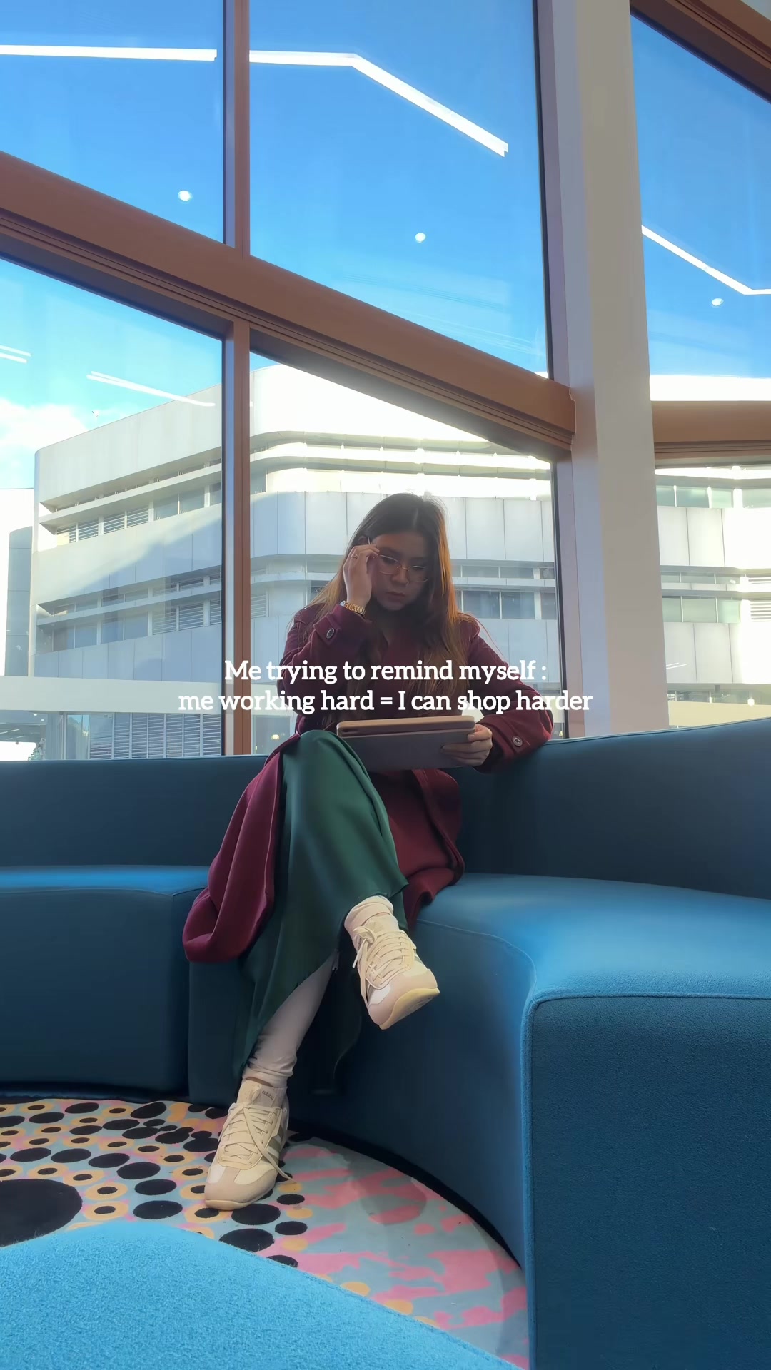 @reveloria