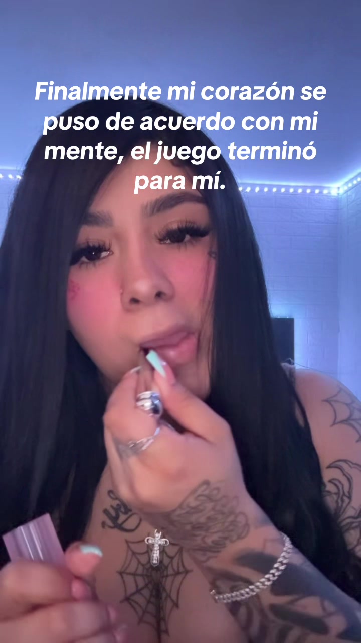 @Az๐