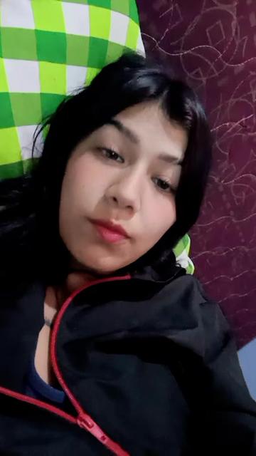 @María Aquino