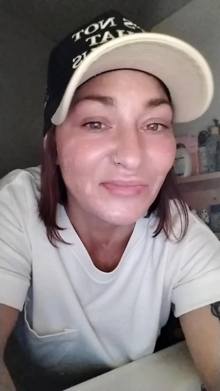 @Recovering Addict Chick