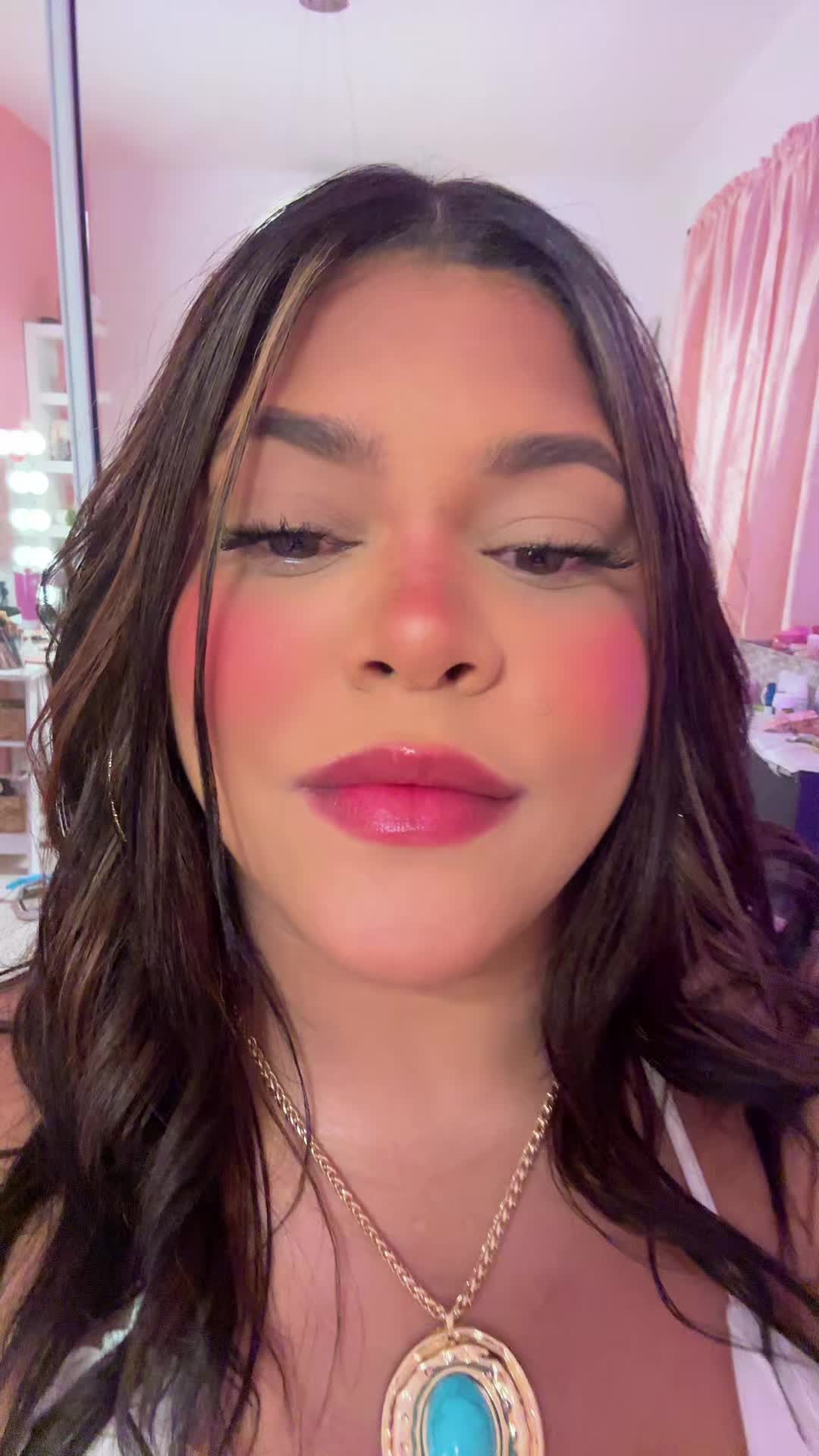 @LaIvette