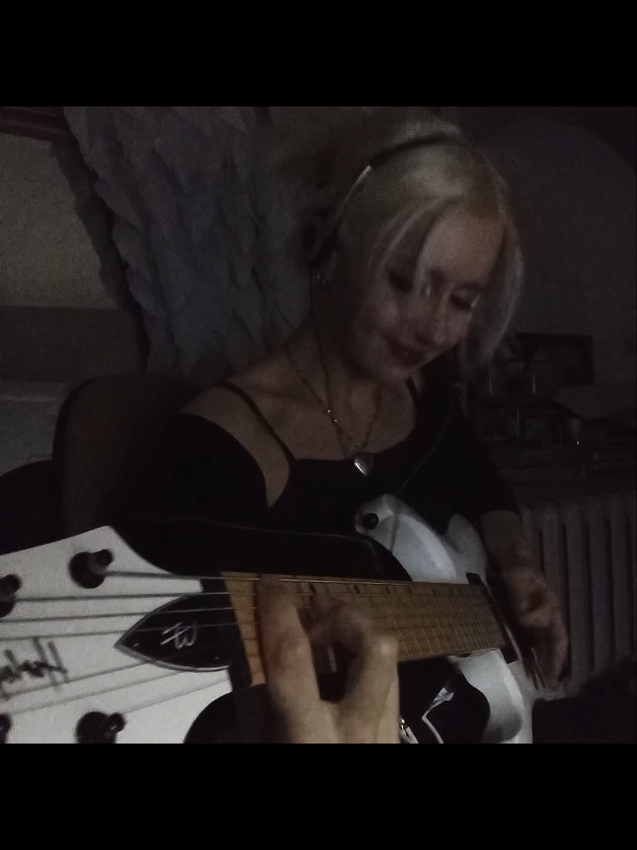 @radio_devvochka